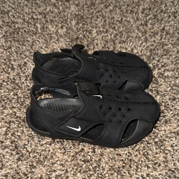 Nike Kids Black Sandals size 7C - Picture 6 of 9